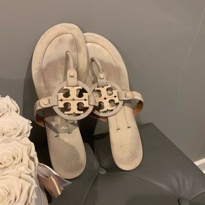 Sandals / slippers